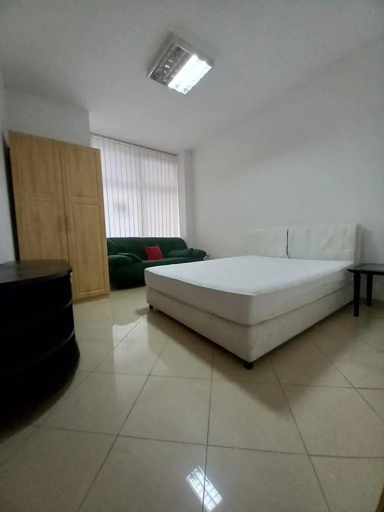 Rent, office space, 50m², Blok 6, Podgorica