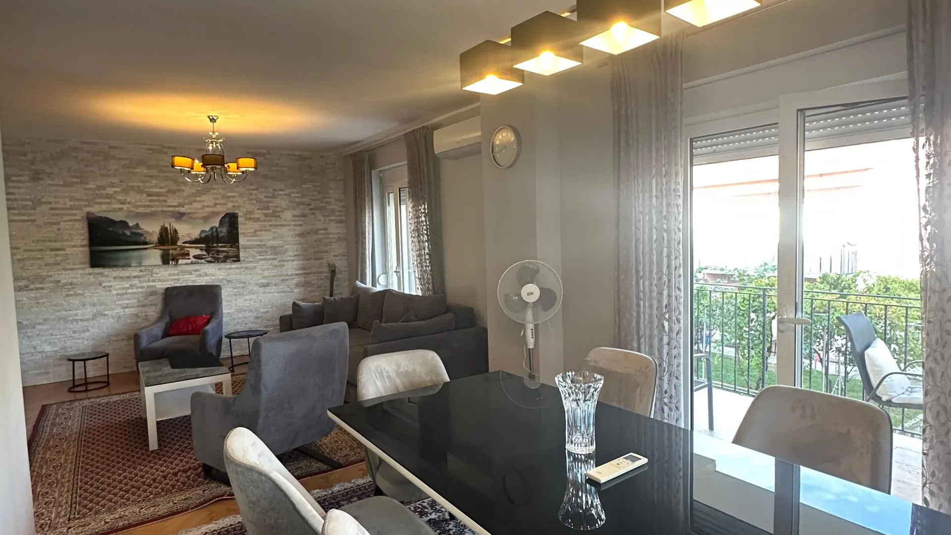 Rent, two bedroom apartment, 85m², Centar, Tivat