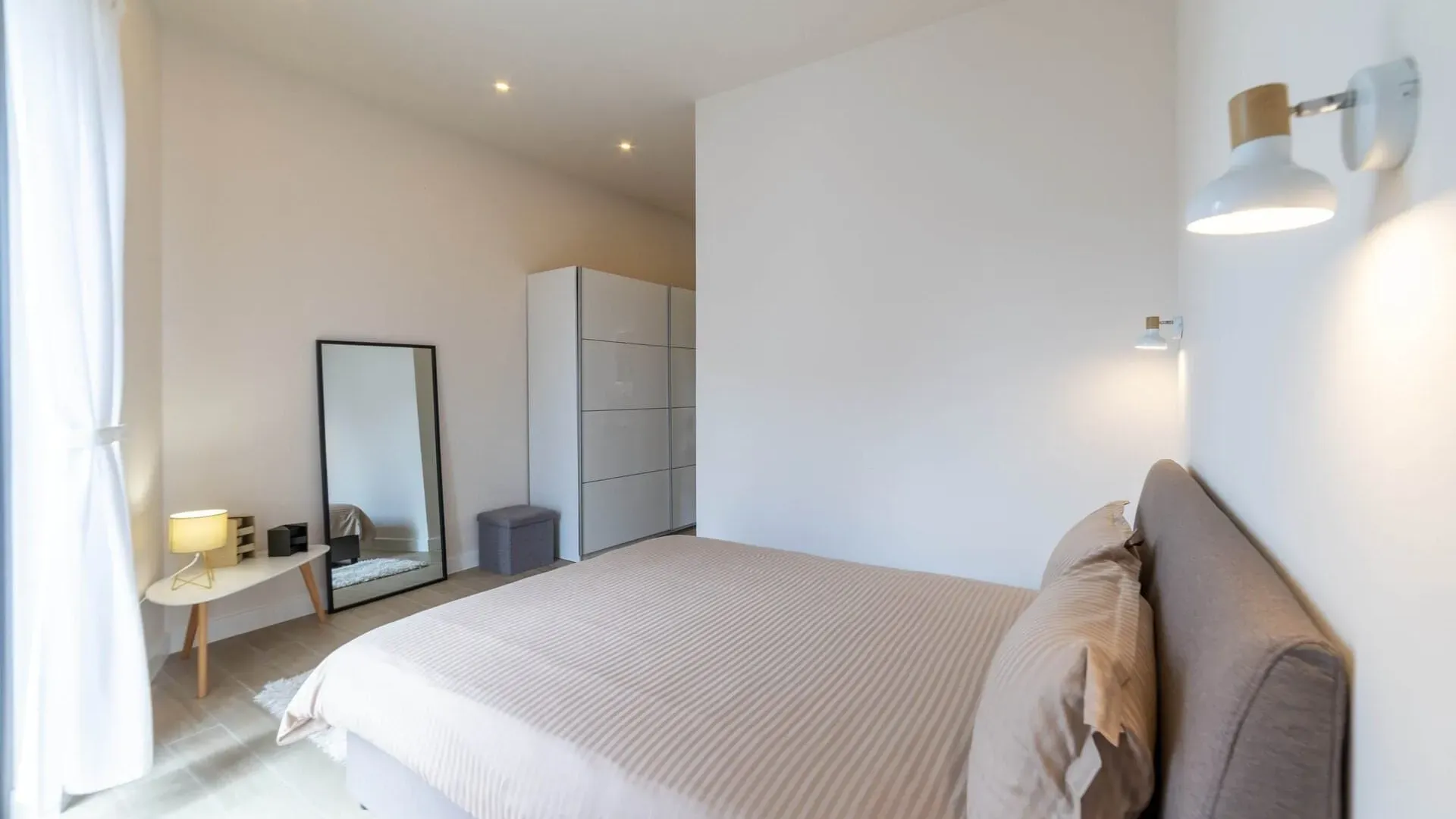 Prodaja, trosoban stan, 94m², Dumidran, Tivat