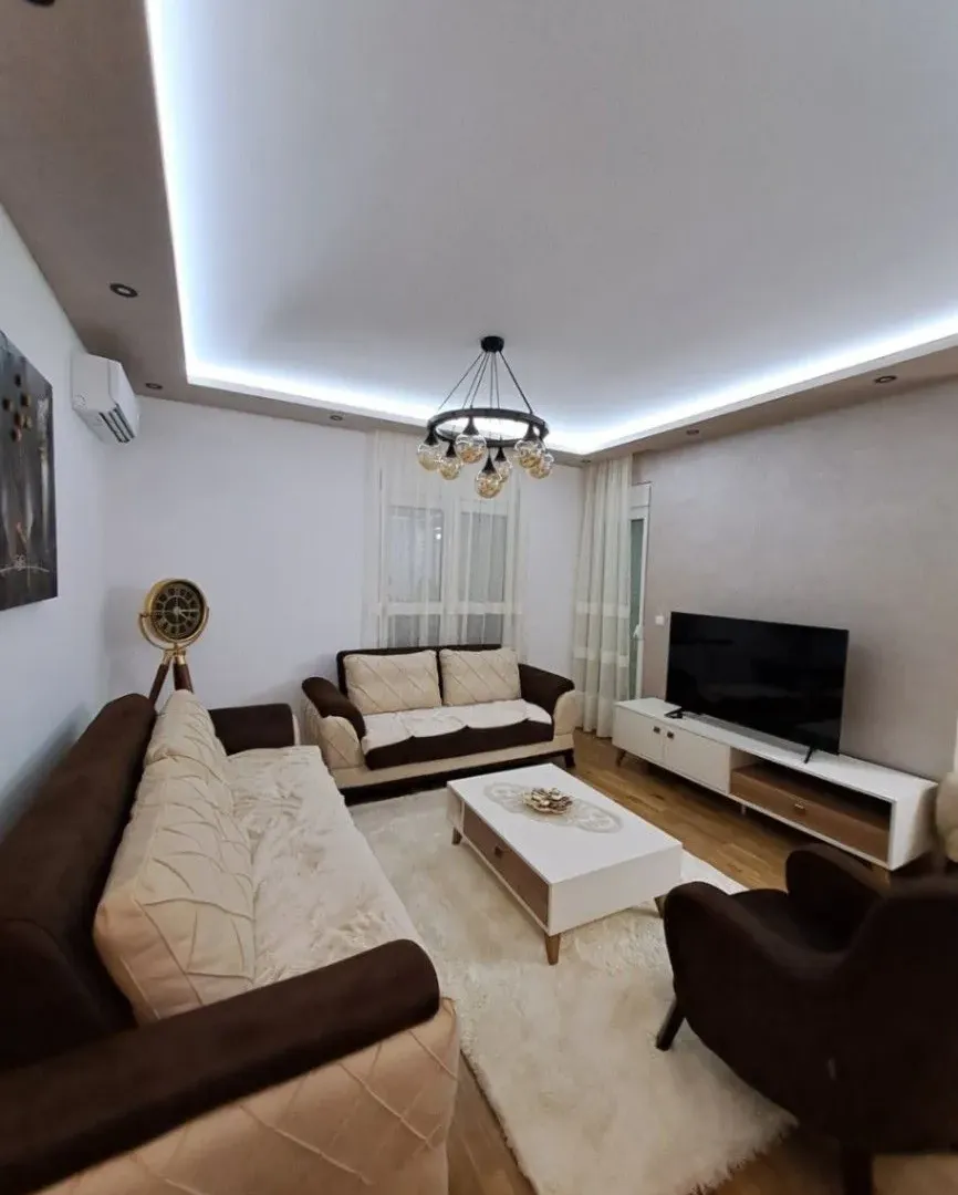 Izdavanje, dvosoban stan, 66m², Zabjelo, Podgorica