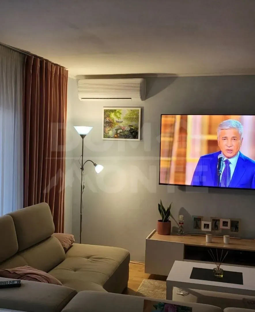 Prodaja, trosoban stan, 110m², Centar, Tivat