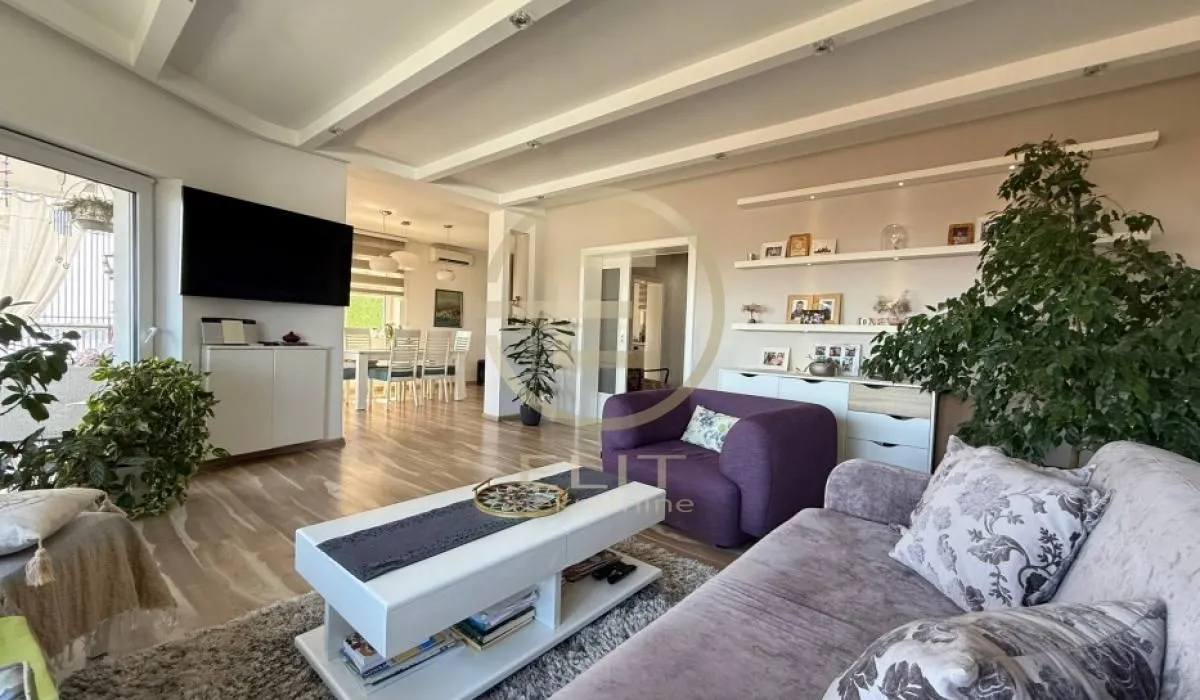 Sale, house, 273m², Petrovaradin, Novi Sad