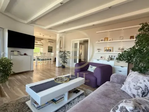 Prodaja, kuća, 273m², Petrovaradin, Novi Sad - image 5