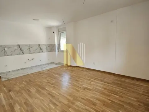 Prodaja, trosoban stan, 75m², Avijatičarsko naselje, Novi Sad Sve Podlokacije - image 3