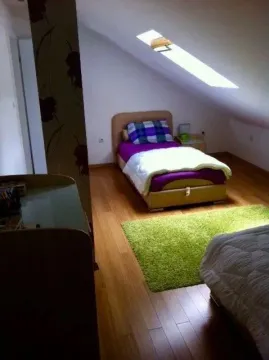 Izdavanje, trosoban stan, 150m², Đenovići, Herceg Novi - image 7