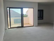 Prodaja, četvorosoban stan, 155m², Gorica C, Podgorica - image 4