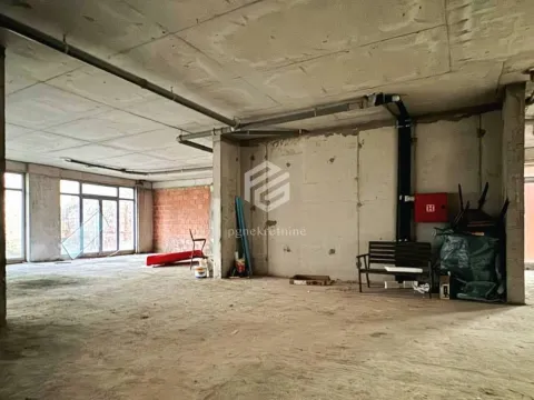 Rent, office space, 406m², Petrovac, Budva - image 6