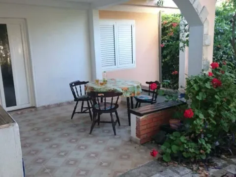 Sale, house, 200m², Utjeha, Bar - image 9