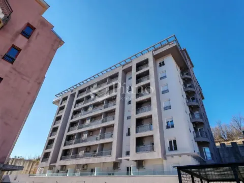 Rent, two bedroom apartment, 79m², Vezirov Most, Podgorica - image 14