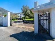 Sale, house, 225m², Seljanovo, Tivat - image 11