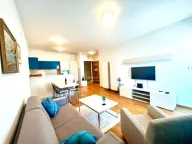 Prodaja, jednosoban stan, 51m², City Kvart, Podgorica - image 1