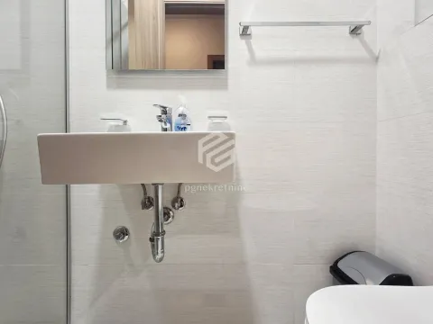 Rent, two bedroom apartment, 69m², City Kvart, Podgorica - image 9
