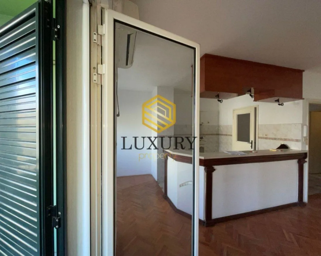 Sale, one bedroom apartment, 52m², Stari Aerodrom, Podgorica