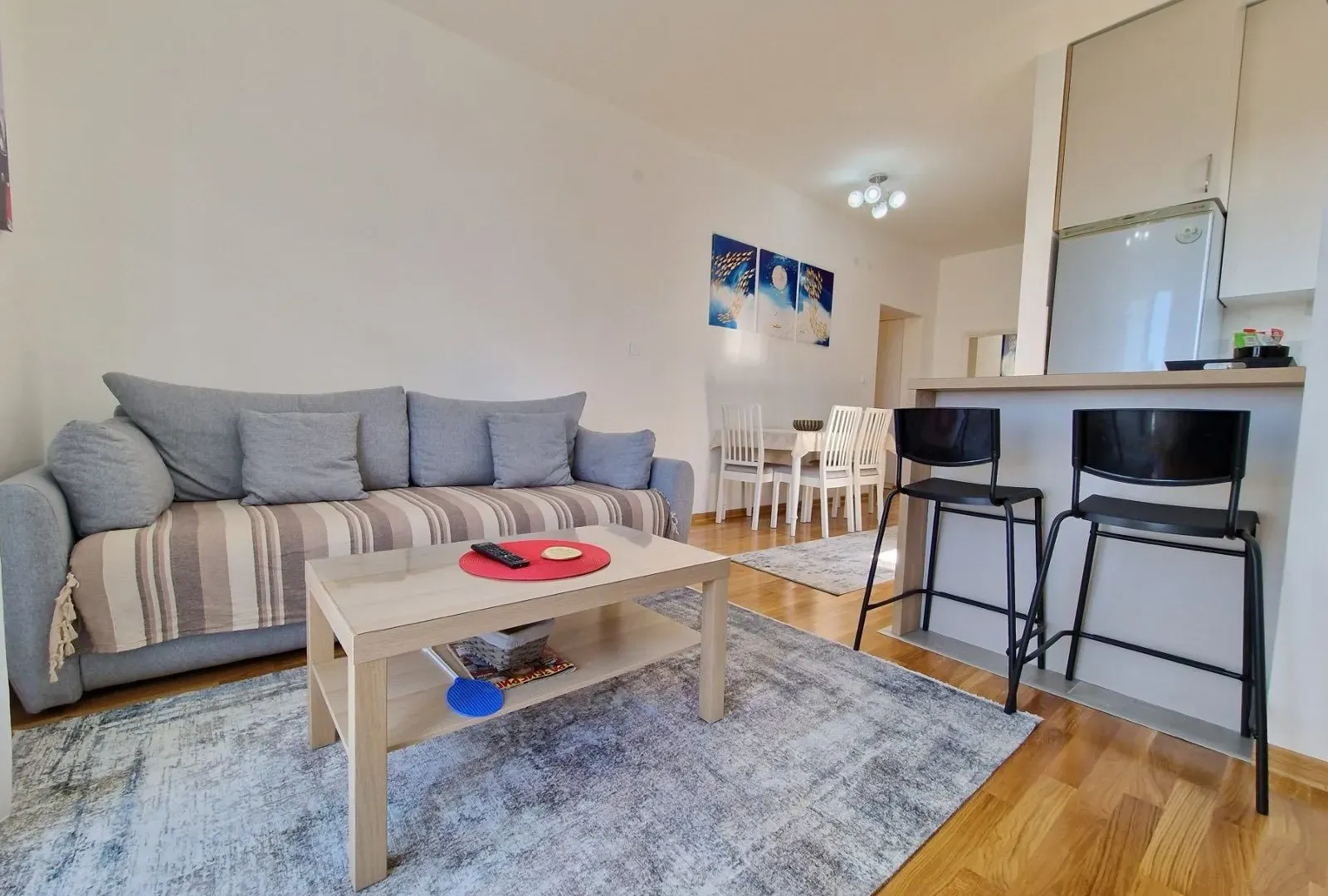 Rent, one bedroom apartment, 47m², Bečići, Budva