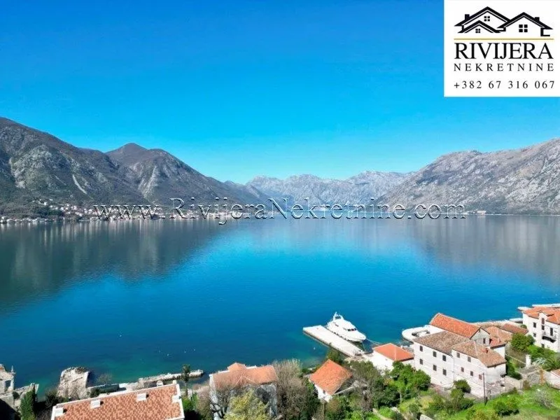 Prodaja, kuća, 289m², Dobrota, Kotor