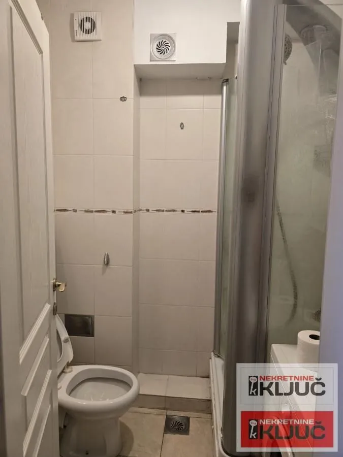 Prodaja, jednosoban stan, 29m², Centar, Novi Sad