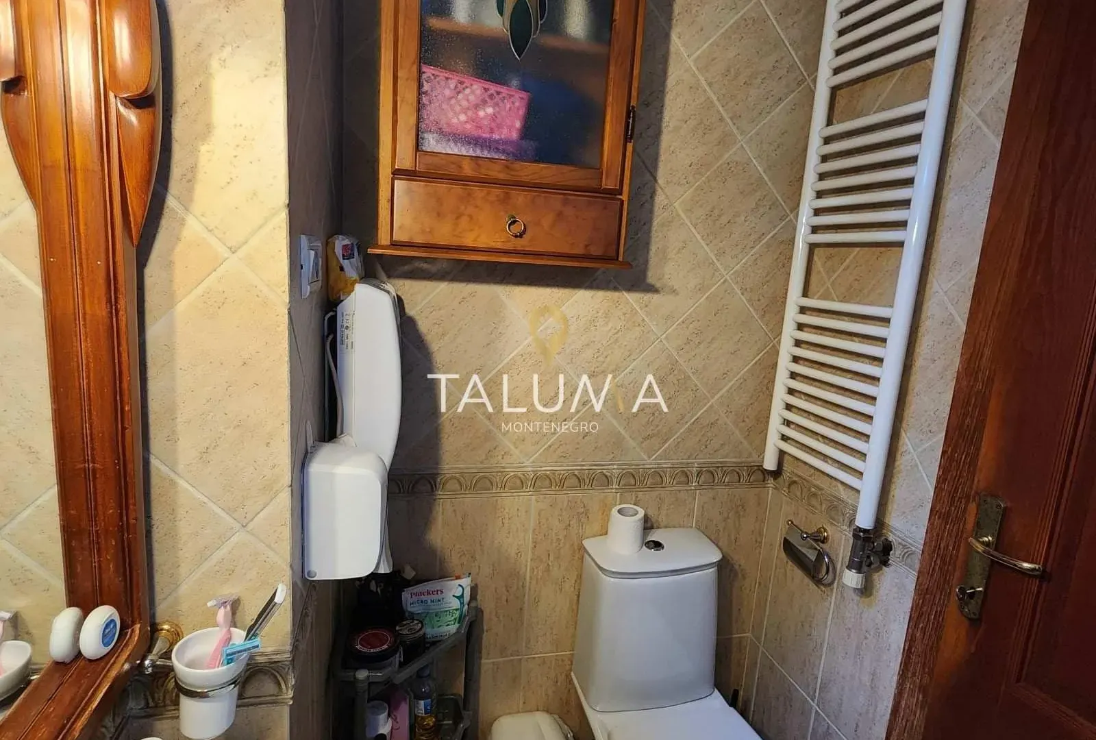 Prodaja, dvosoban stan, 90m², Preko Morače, Podgorica