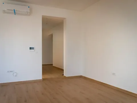 Prodaja, dvosoban stan, 72m², Centar, Budva - image 2