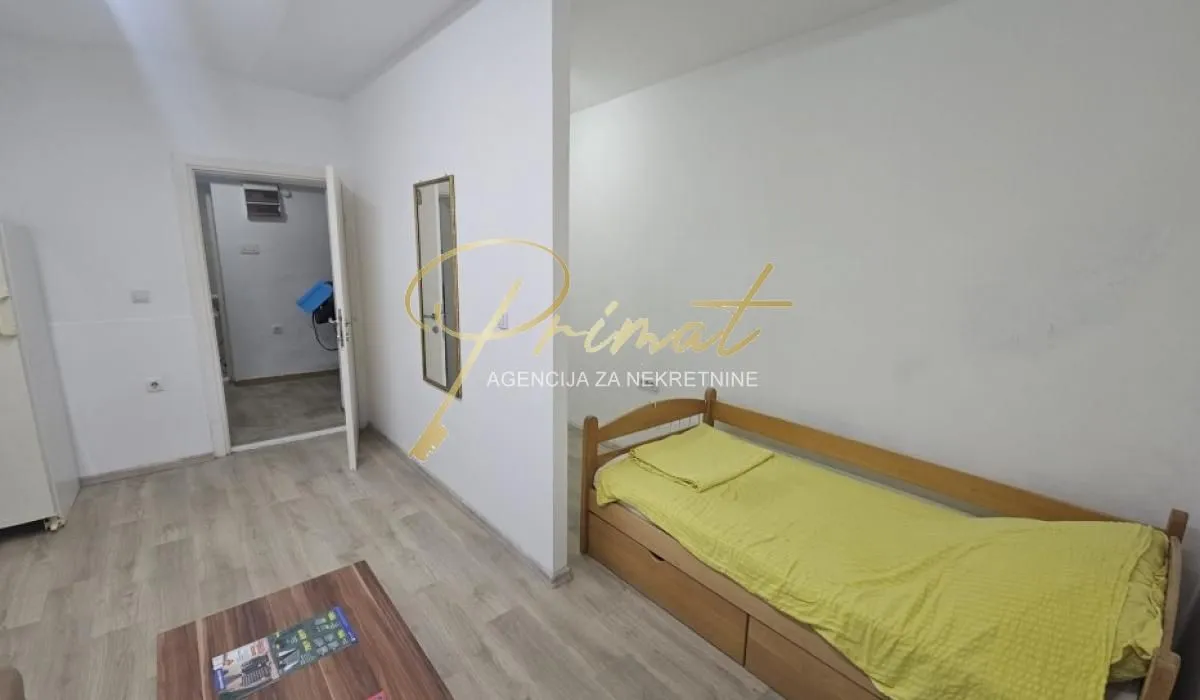 Prodaja, stan, 27m², Vračar Hram, Vračar Sve Podlokacije