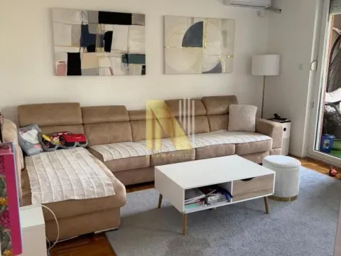 Prodaja, četvorosoban stan, 84m², Grbavica, Novi Sad Sve Podlokacije