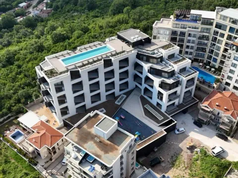 Sale, one bedroom apartment, 55m², Bečići, Budva - image 5