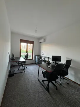 Rent, two bedroom apartment, 80m², Podgorica, Crna Gora - image 9