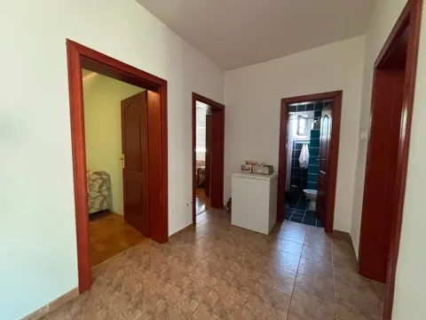 Prodaja, kuća, 144m², Kosić, Danilovgrad - image 13