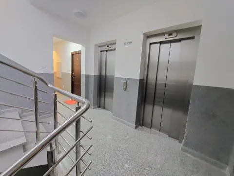 Izdavanje, jednosoban stan, 47m², Bečići, Budva - image 8