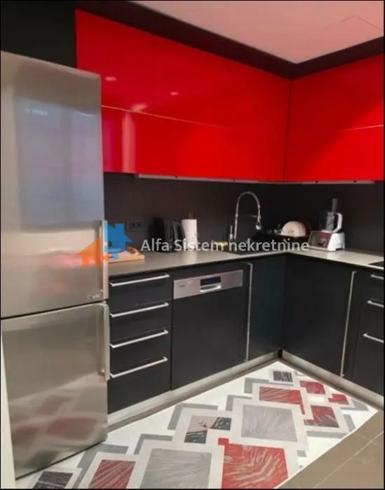 Rent, four bedroom apartment, 95m², Stari Grad, Beograd