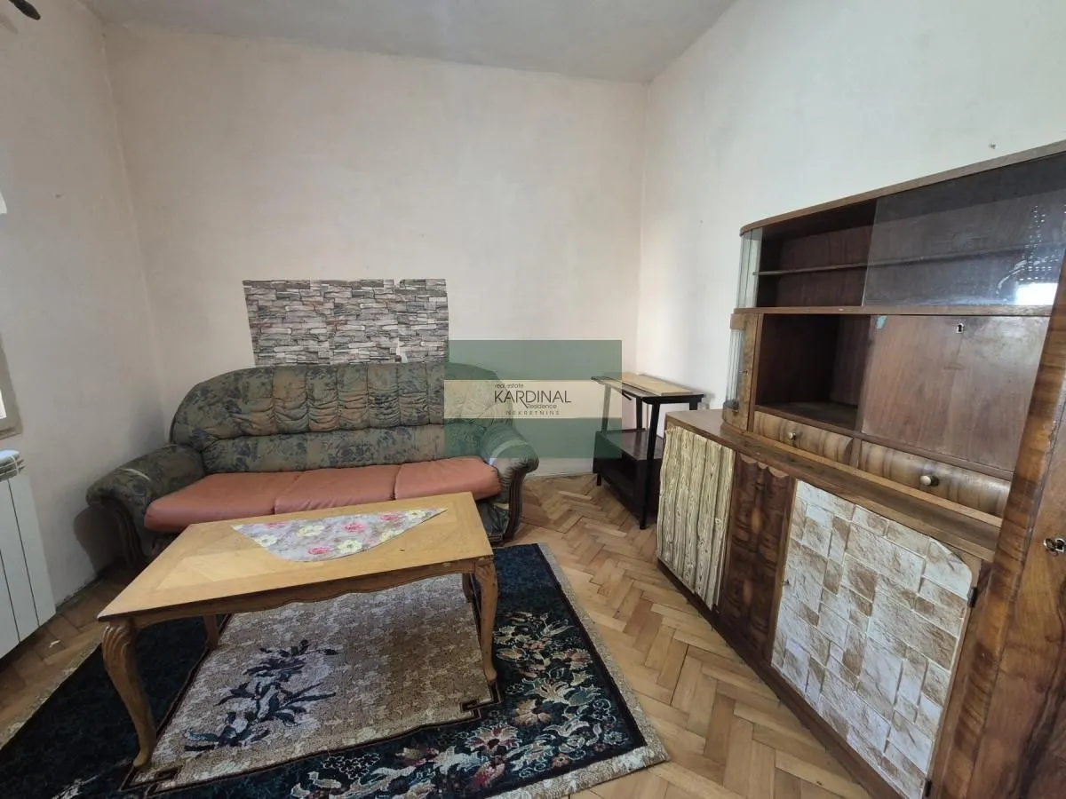 Prodaja, kuća, 75m², Centar, Jagodina