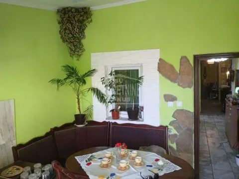 Prodaja, kuća, 143m², Ker, Subotica - image 2