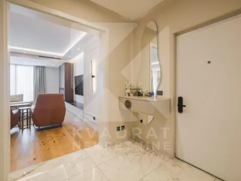 Prodaja, trosoban stan, 148m², Stara Varoš, Podgorica - image 8