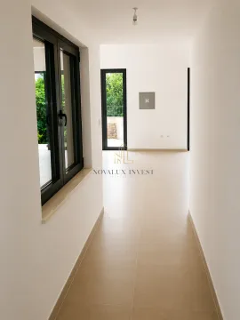 Rent, office space, 80m², Dobrota, Kotor - image 8