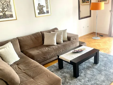 Izdavanje, stan, 87m², Centar, Podgorica - image 3