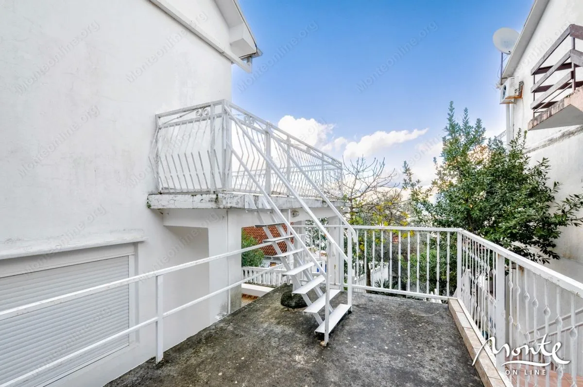 Prodaja, kuća, 168m², Krašići, Tivat