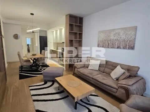 Izdavanje, trosoban stan, 86m², Savski Venac, Beograd - image 13