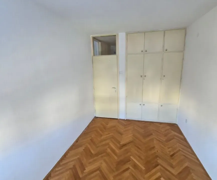 Izdavanje, jednosoban stan, 40m², Preko Morače, Podgorica