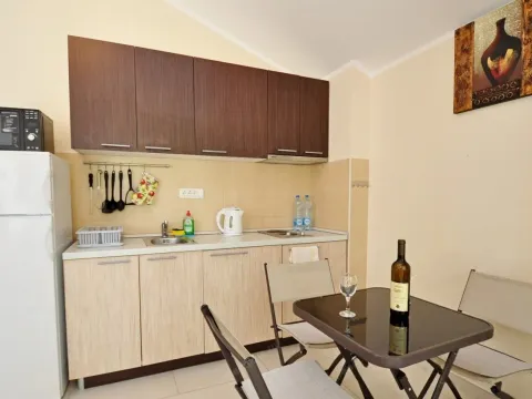 Prodaja, dvosoban stan, 73m², Orahovac, Kotor - image 7