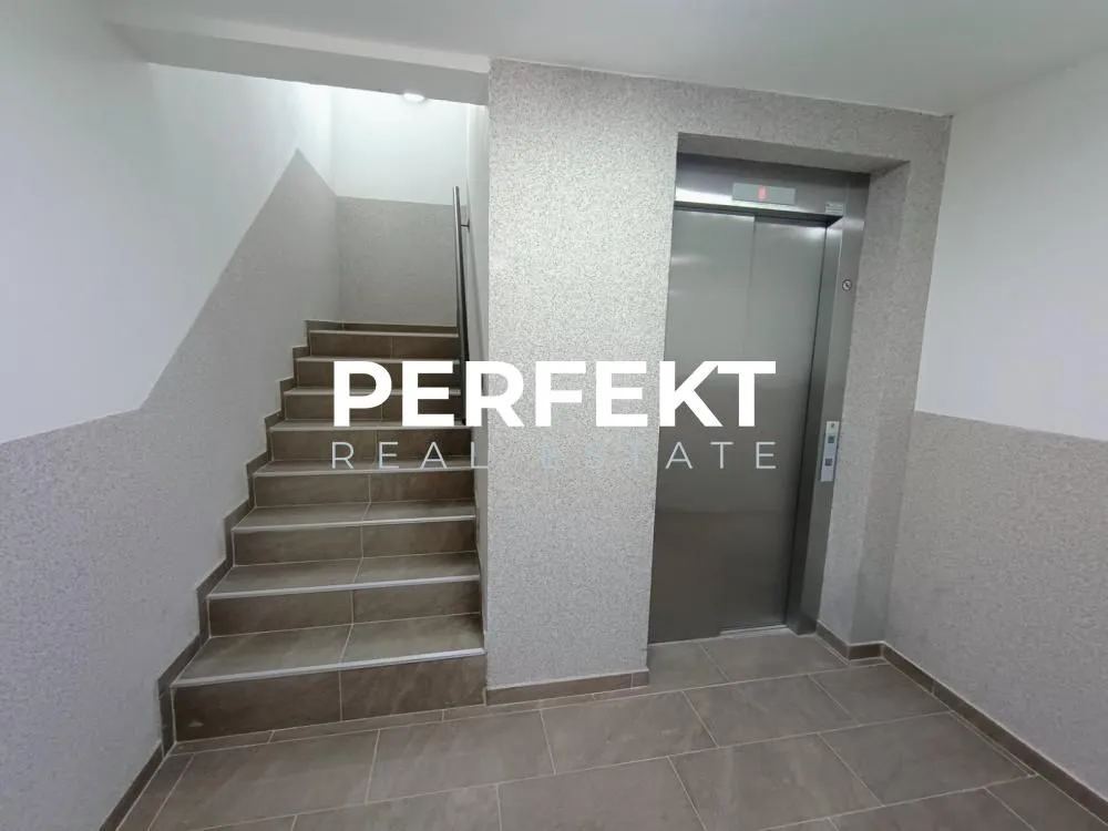 Prodaja, dvosoban stan, 51m², Pančevo, Srbija