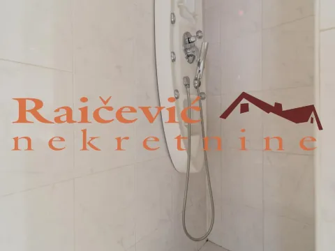 Sale, four bedroom apartment, 167m², Novi Beograd Sve Podlokacije, Beograd - image 14