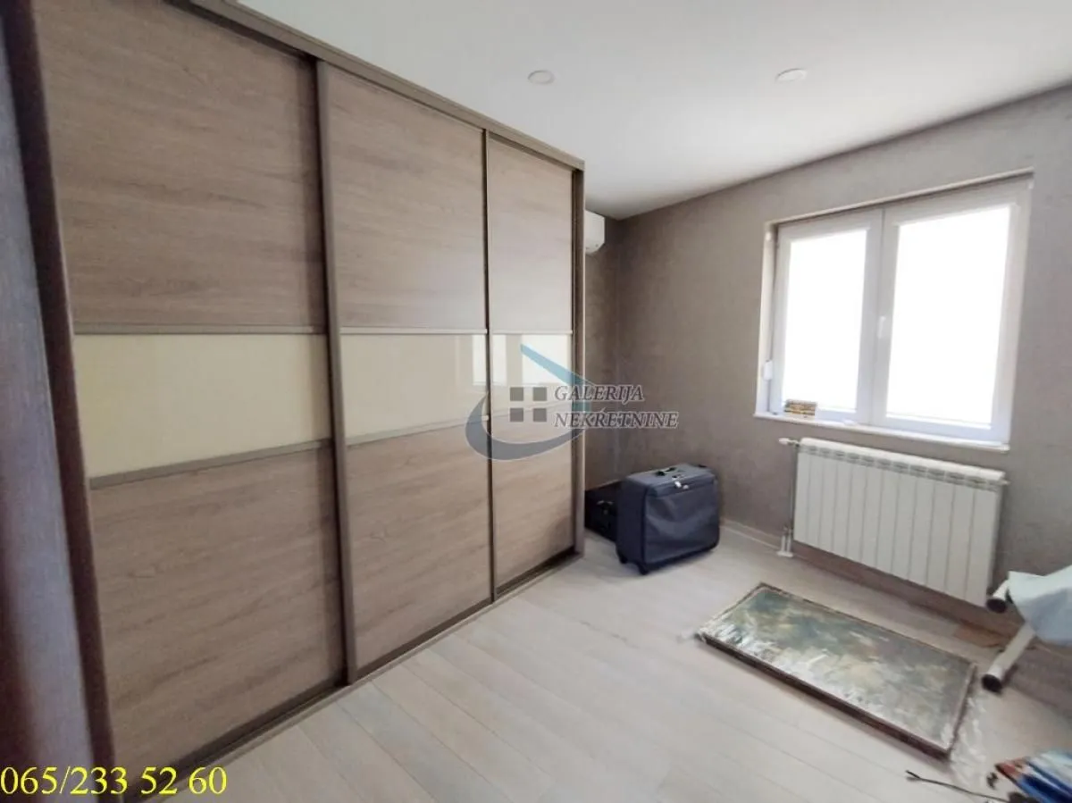 Rent, apartment, 165m², Čukarica, Beograd