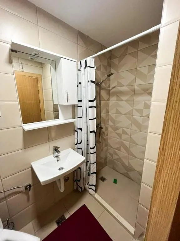 Izdavanje, jednosoban stan, 40m², Zabjelo, Podgorica