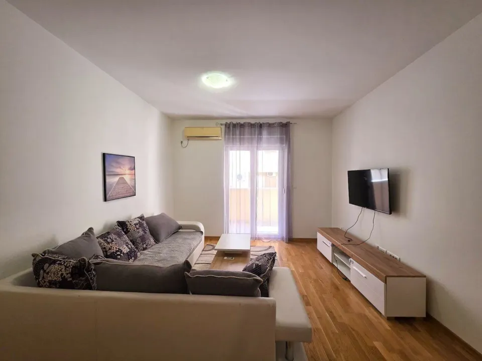 Prodaja, jednosoban stan, 48m², Tuški Put, Podgorica