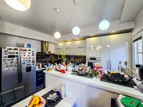 Sale, house, 216m², Blok 6, Podgorica - image 20