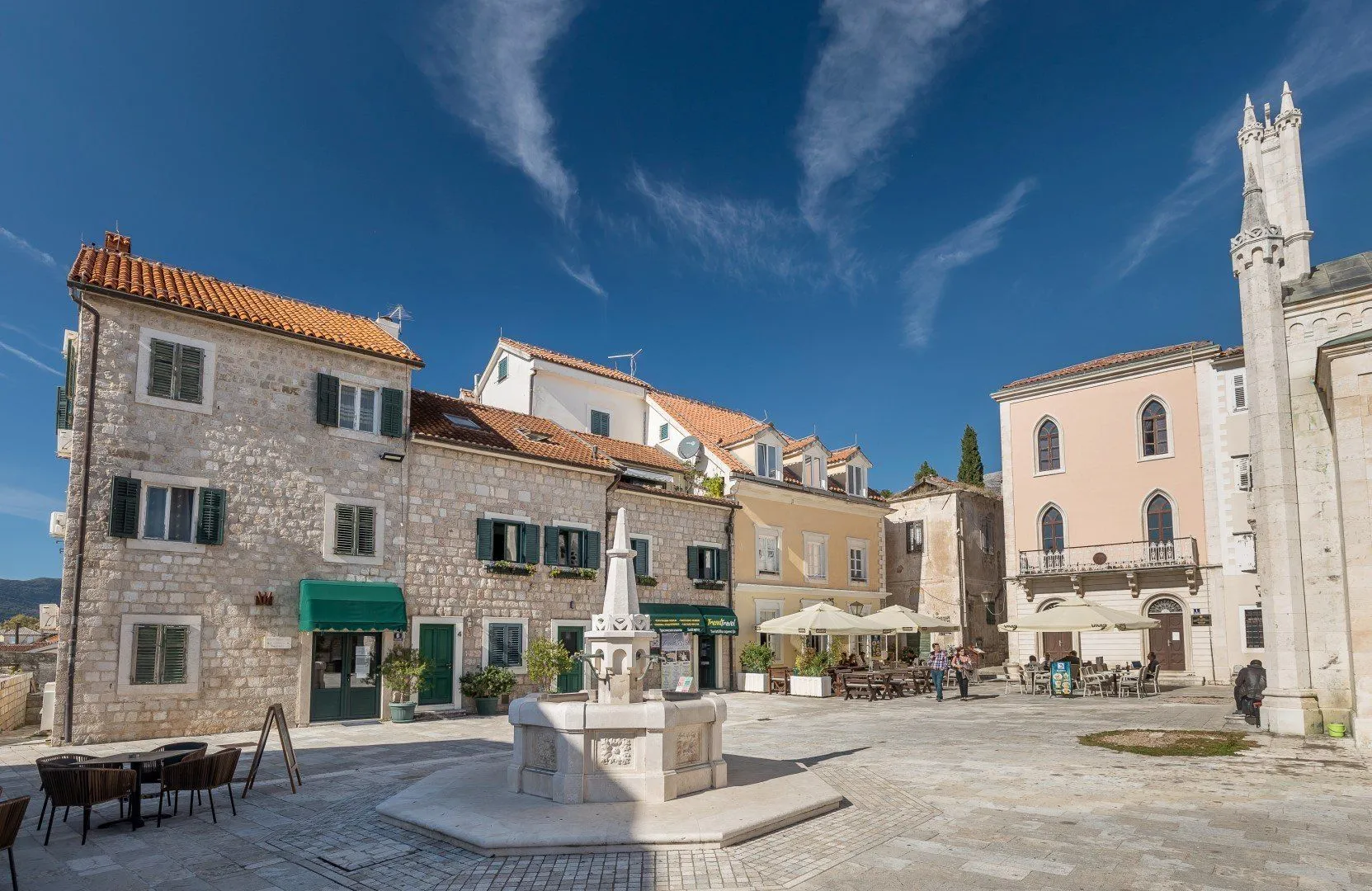 Prodaja, kuća, 198m², Centar, Herceg Novi