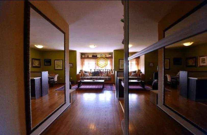 Izdavanje, dvosoban stan, 98m², 1 maj, Podgorica