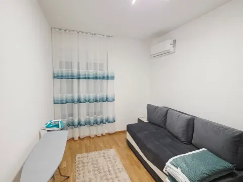 Rent, one bedroom apartment, 60m², Stara Varoš, Podgorica - image 7