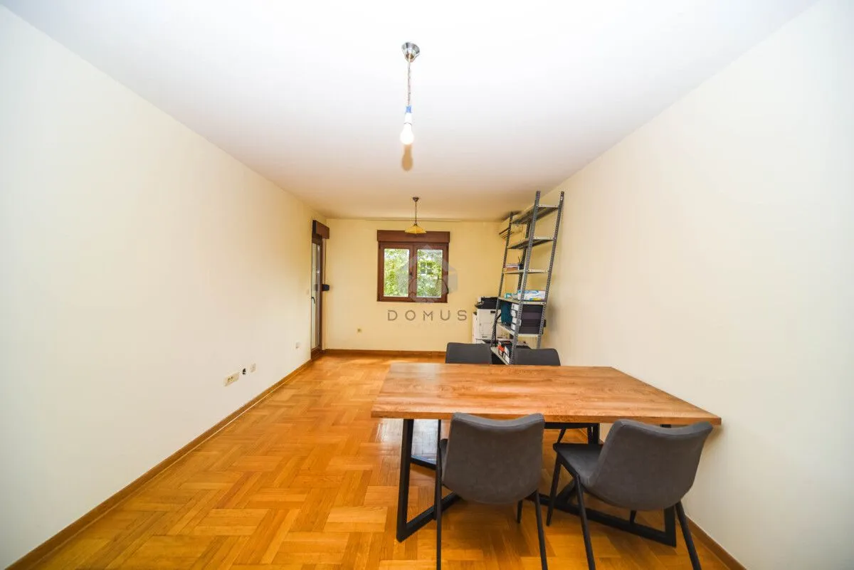 Prodaja, dvosoban stan, 64m², Stari Aerodrom, Podgorica