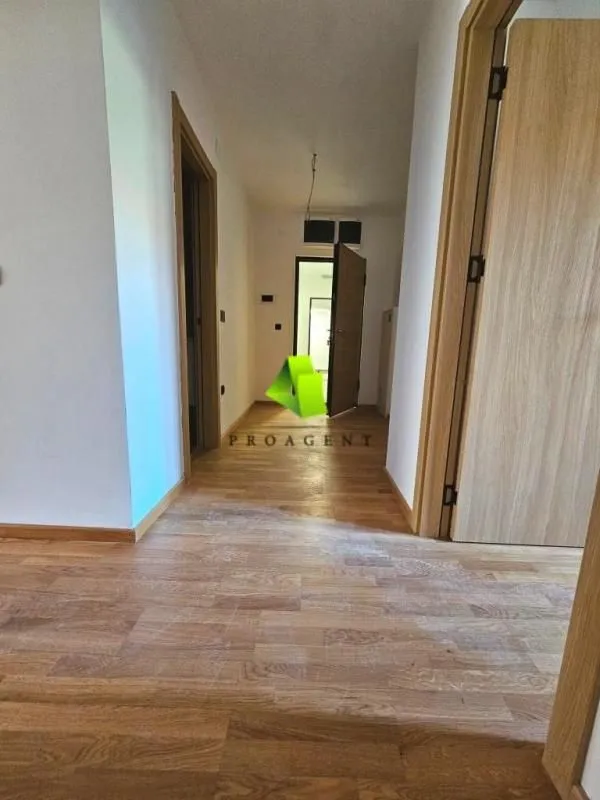 Prodaja, trosoban stan, 84m², Medijana, Niš