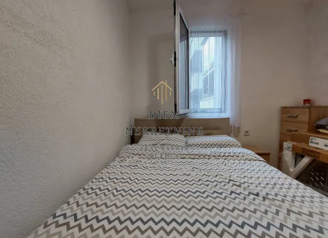 Prodaja, dvosoban stan, 48m², Dobrota, Kotor